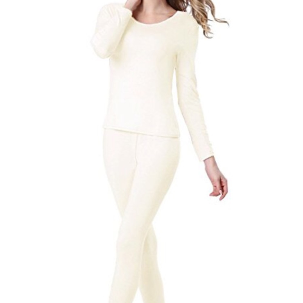 Women's thermal set